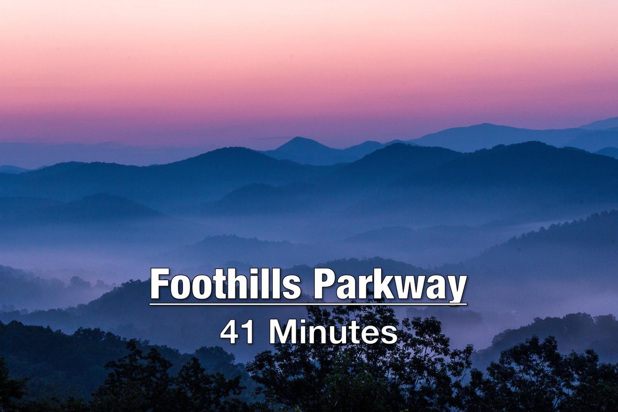 New Luxury Cabin With Stunning Mountainviews,Hottub, Firepit, Fireplace,2 Kingbeds, 2 Covereddecks,Bbqgrill, Shuffleboard And Pool Access Sevierville Zewnętrze zdjęcie